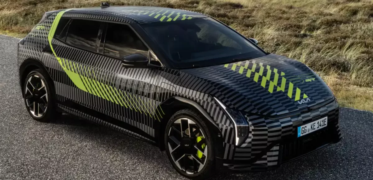 Kia готовит конкурента Volkswagen Golf R:   400 сил, полный привод и никаких ДВС