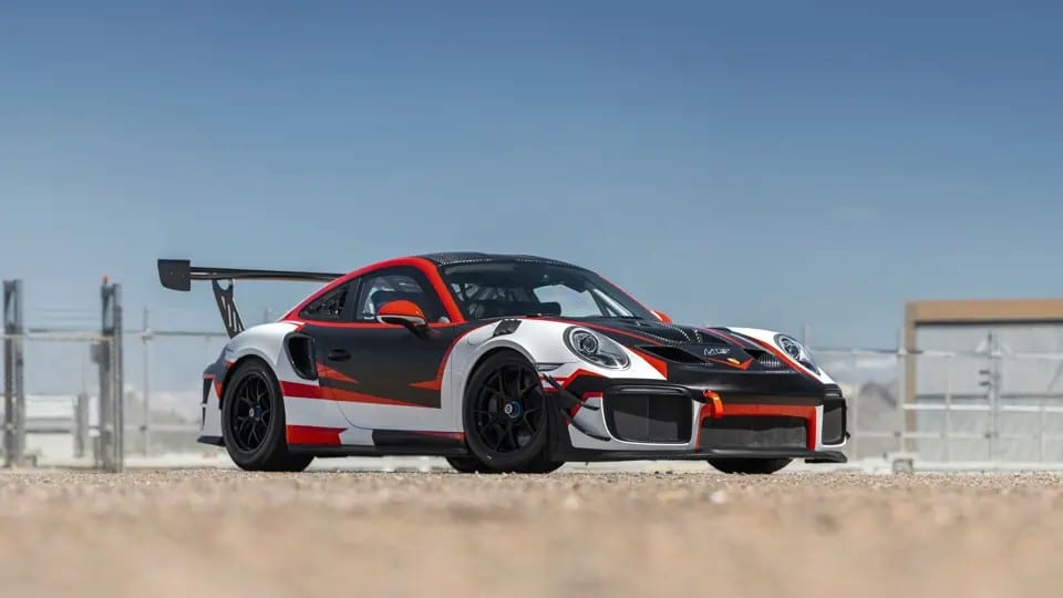 Продается Porsche 911 GT2 RS Clubsport Ферстаппена