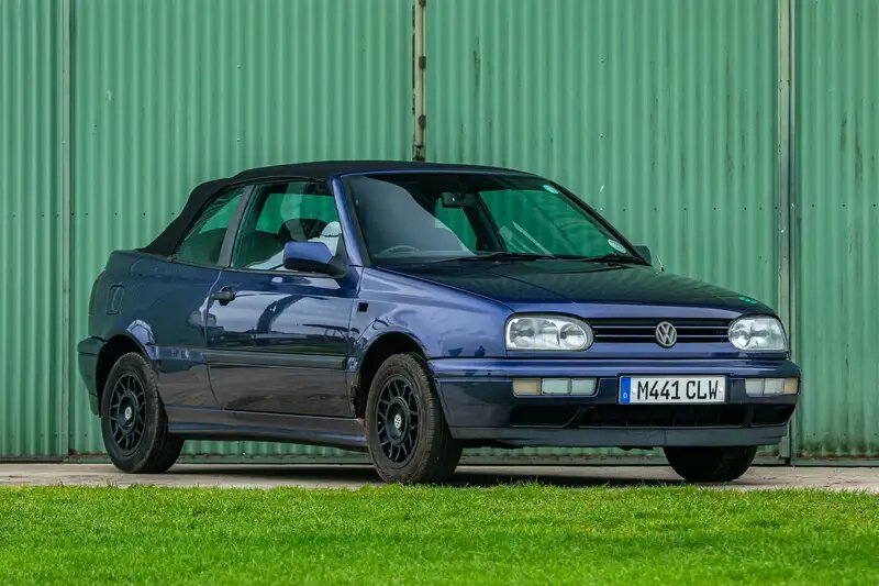 Продается Volkswagen Golf барабанщика Pink Floyd