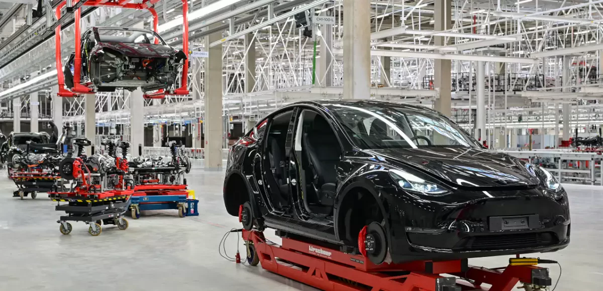 Названы 10 самых дорогих автокомпаний в мире:   рейтинг 2025 года